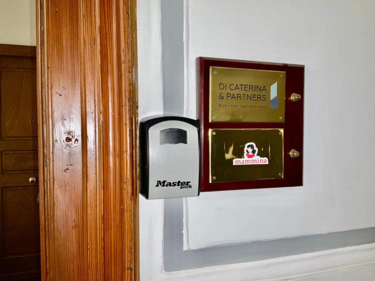 Mammina Home Napoli Bagian luar foto