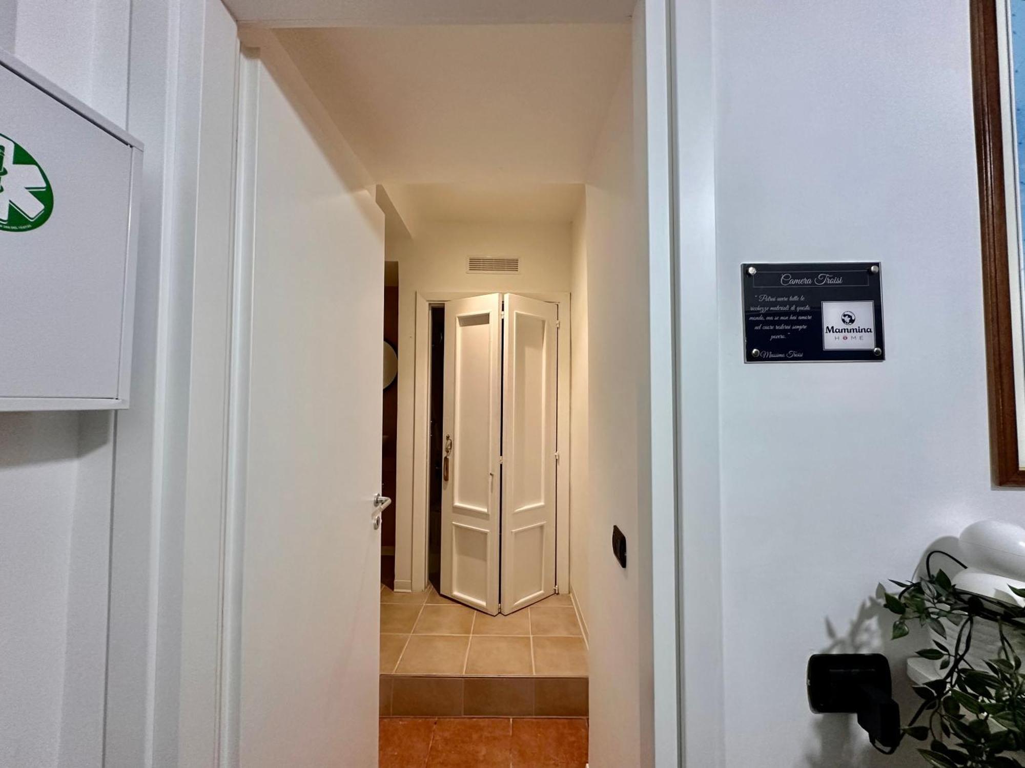 Mammina Home Napoli Bagian luar foto